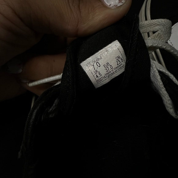 Old Skool Black and White Sneakers - Picture 3 of 6